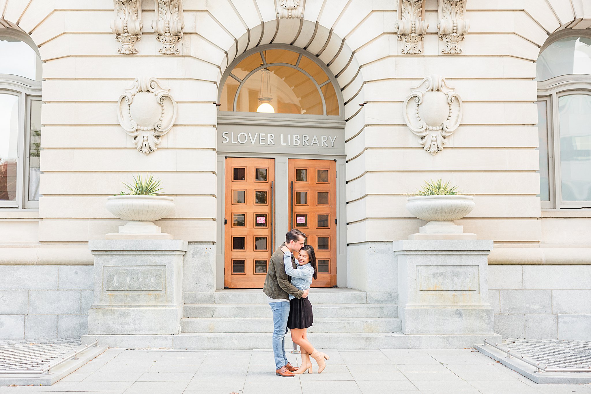 Downtown Norfolk Virginia Engagement Session