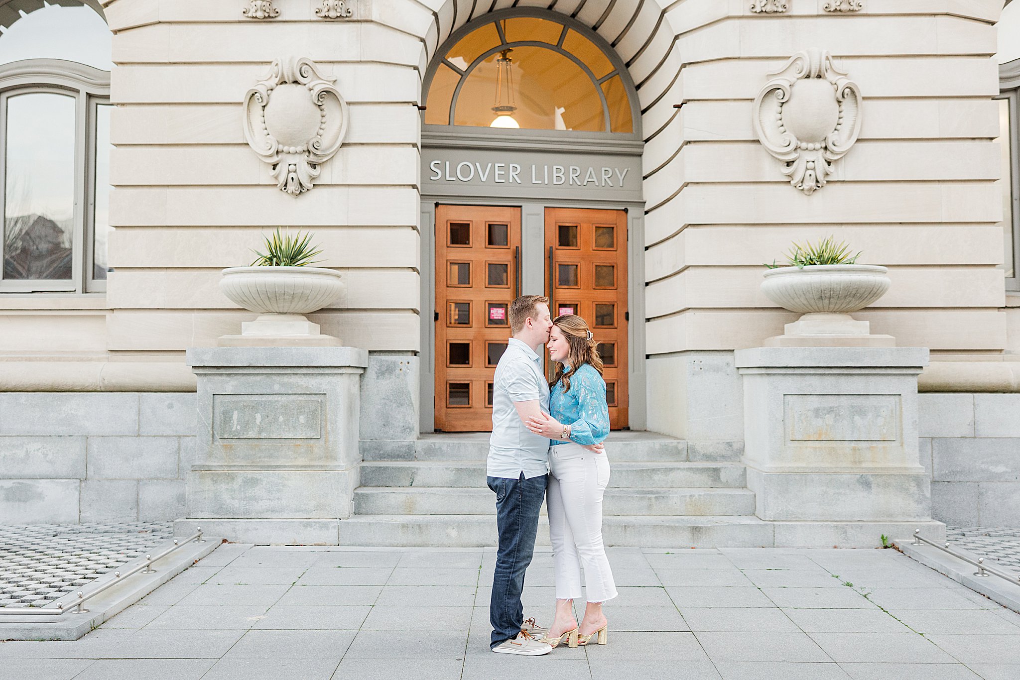 Engagement Photographer in Downtown Norfolk