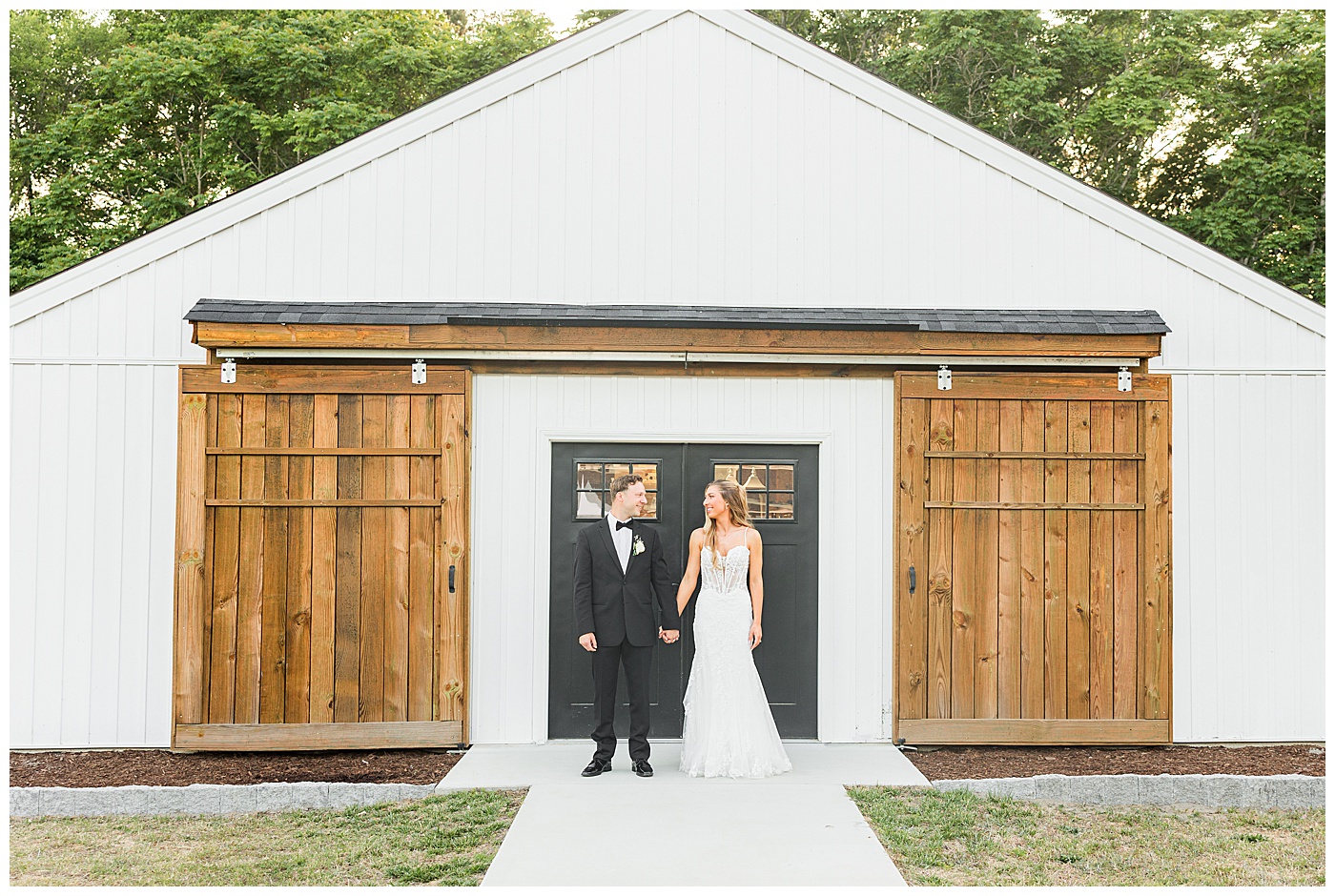 New Branch Farms Wedding Photographer