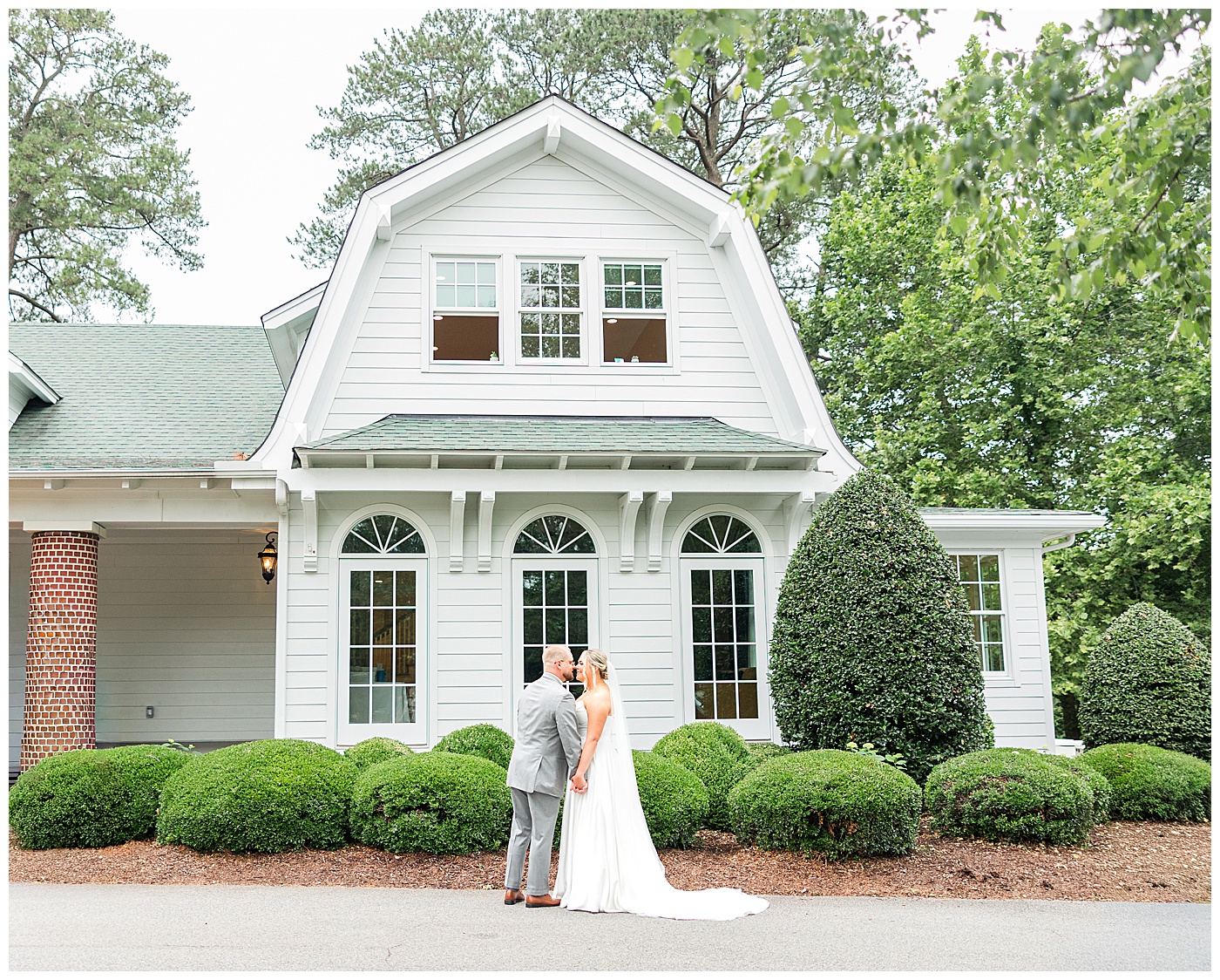 Woman’s Club of Portsmouth Wedding