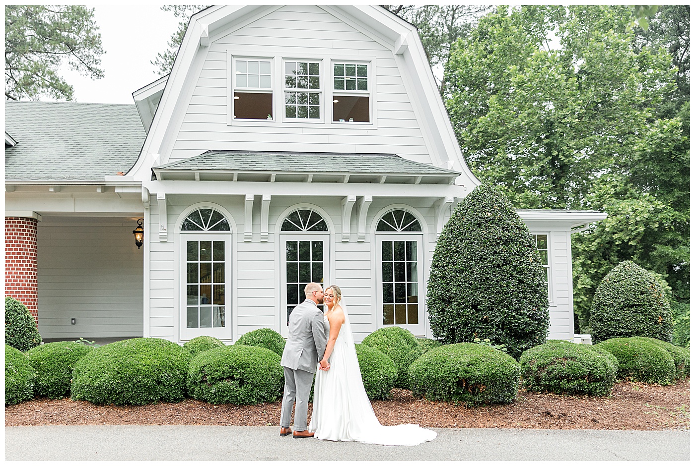 Woman’s Club of Portsmouth Wedding